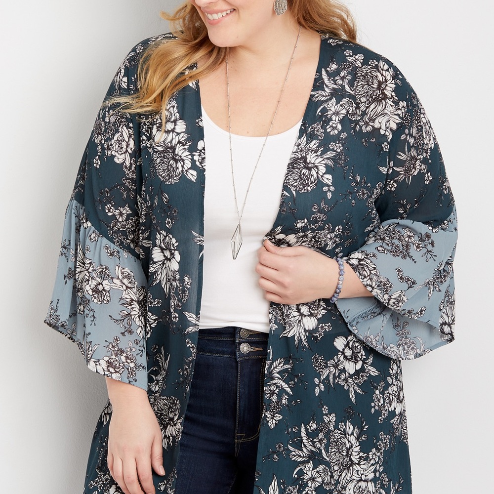 Maurice’s Green Floral Kimono size 3X plus, curvy. Like new.